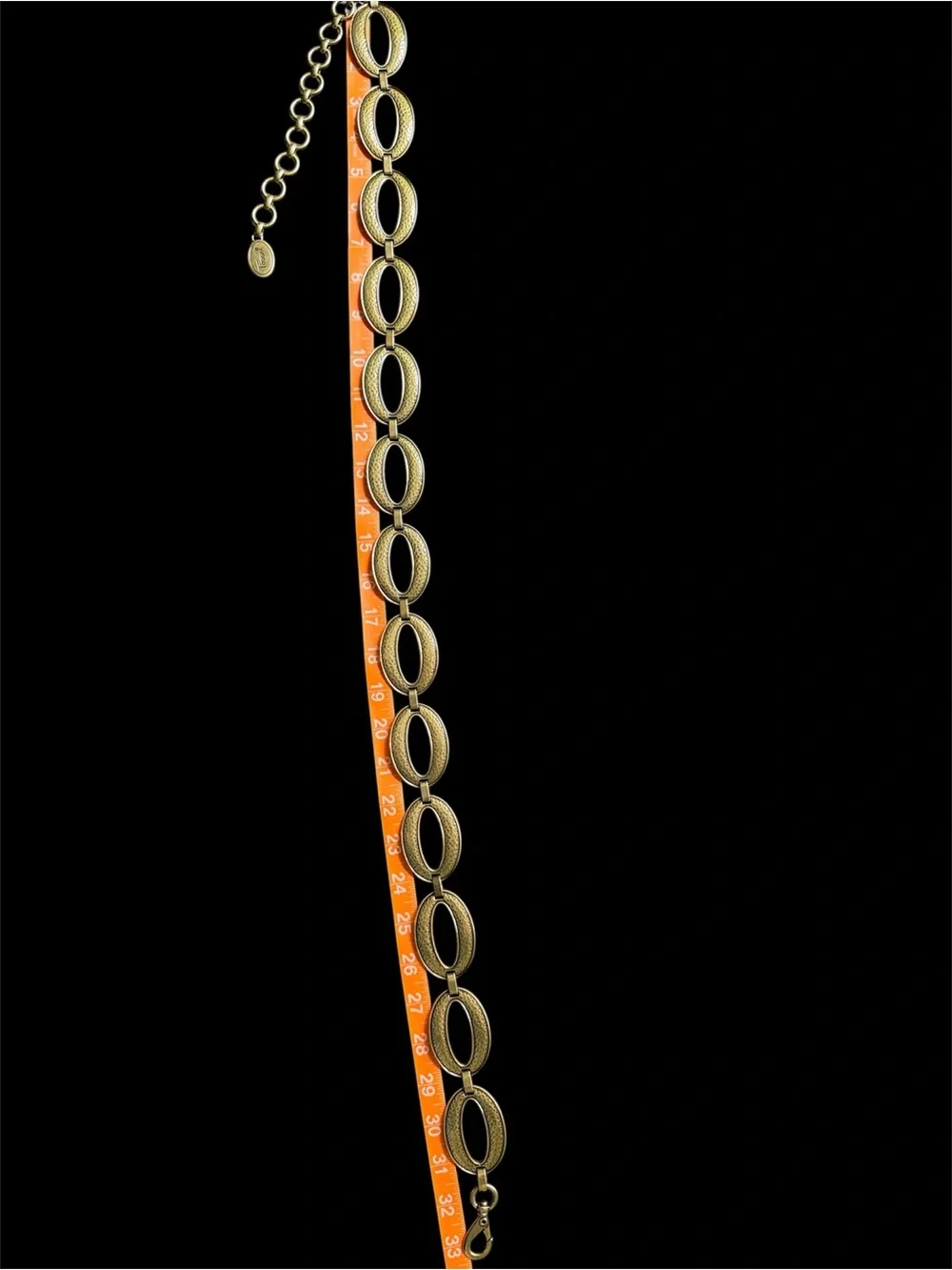 Fossil hammered chain