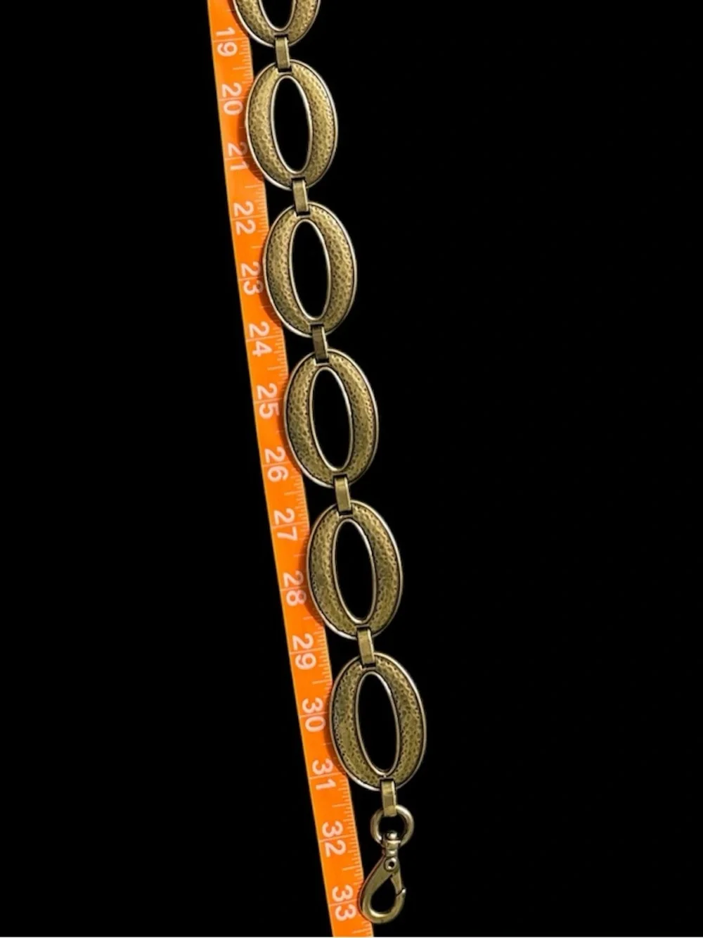 Fossil hammered chain