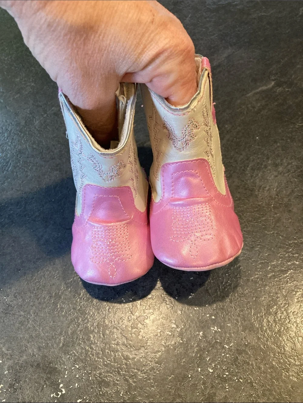 Girls Rising Star cream pink cowboy boots size 6-9 months