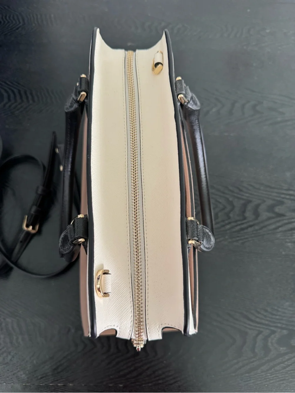 kate spade beige tags toasted