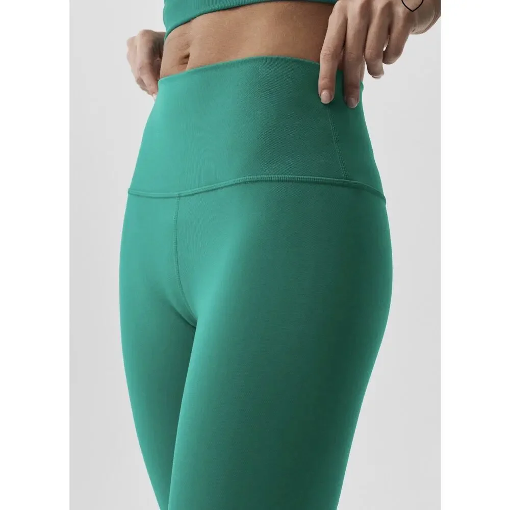 ALO Yoga nwt alo