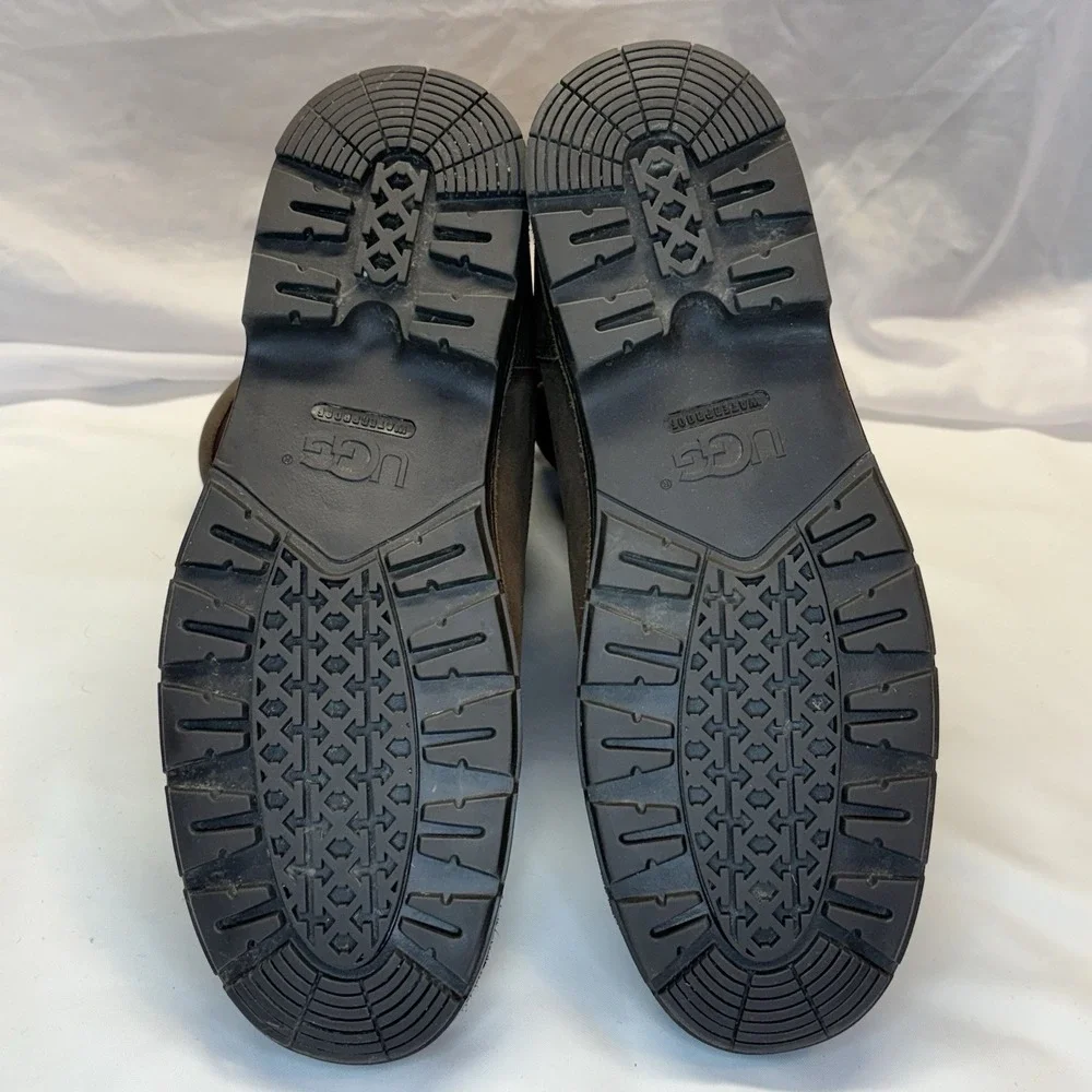 UGG excellent preowned