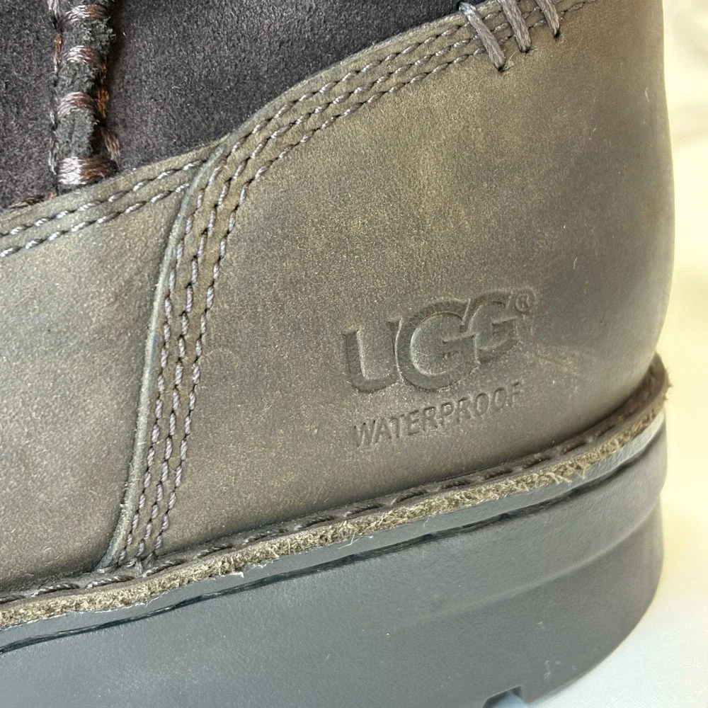 UGG excellent preowned