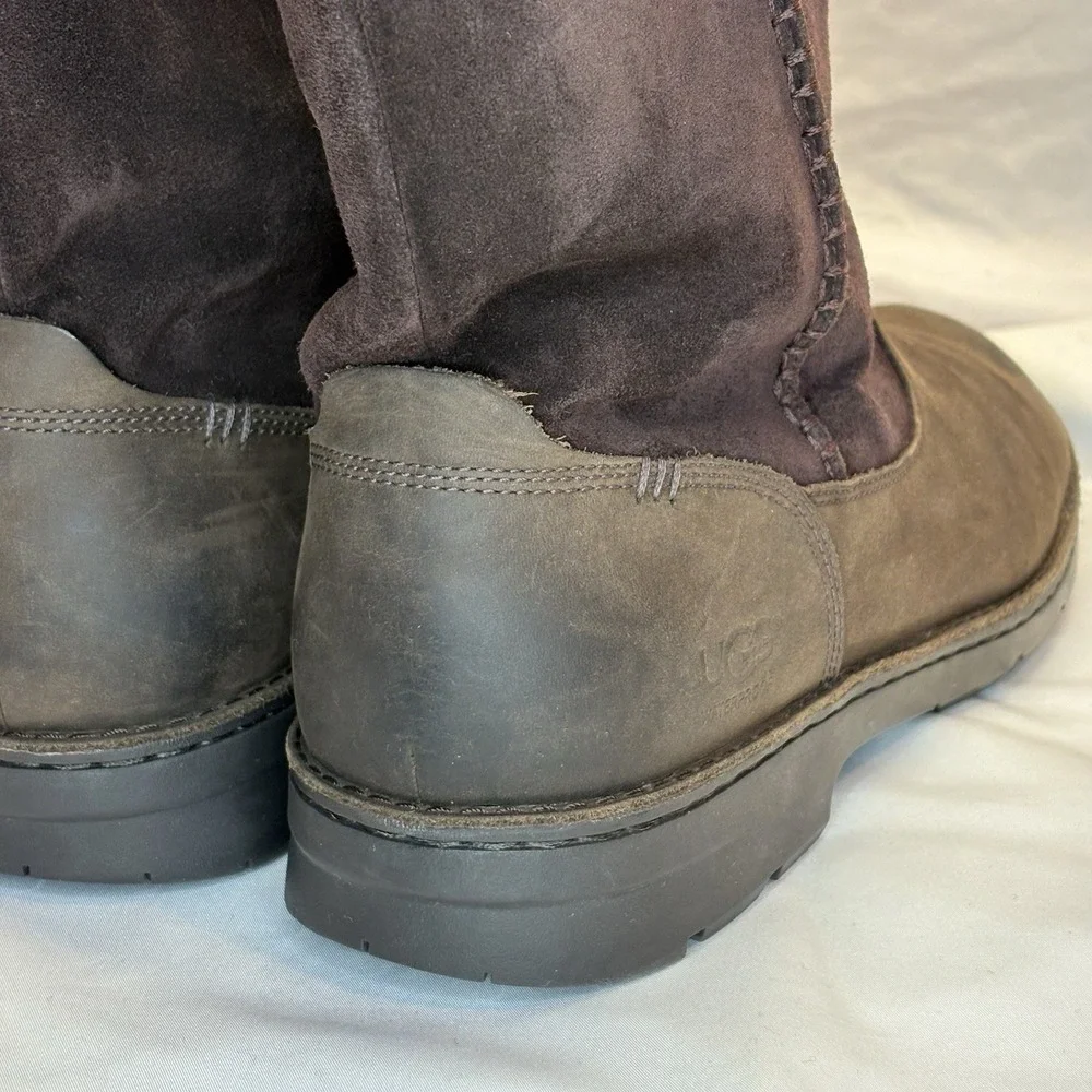 UGG excellent preowned