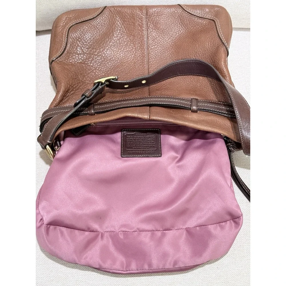 Coach pebble casual