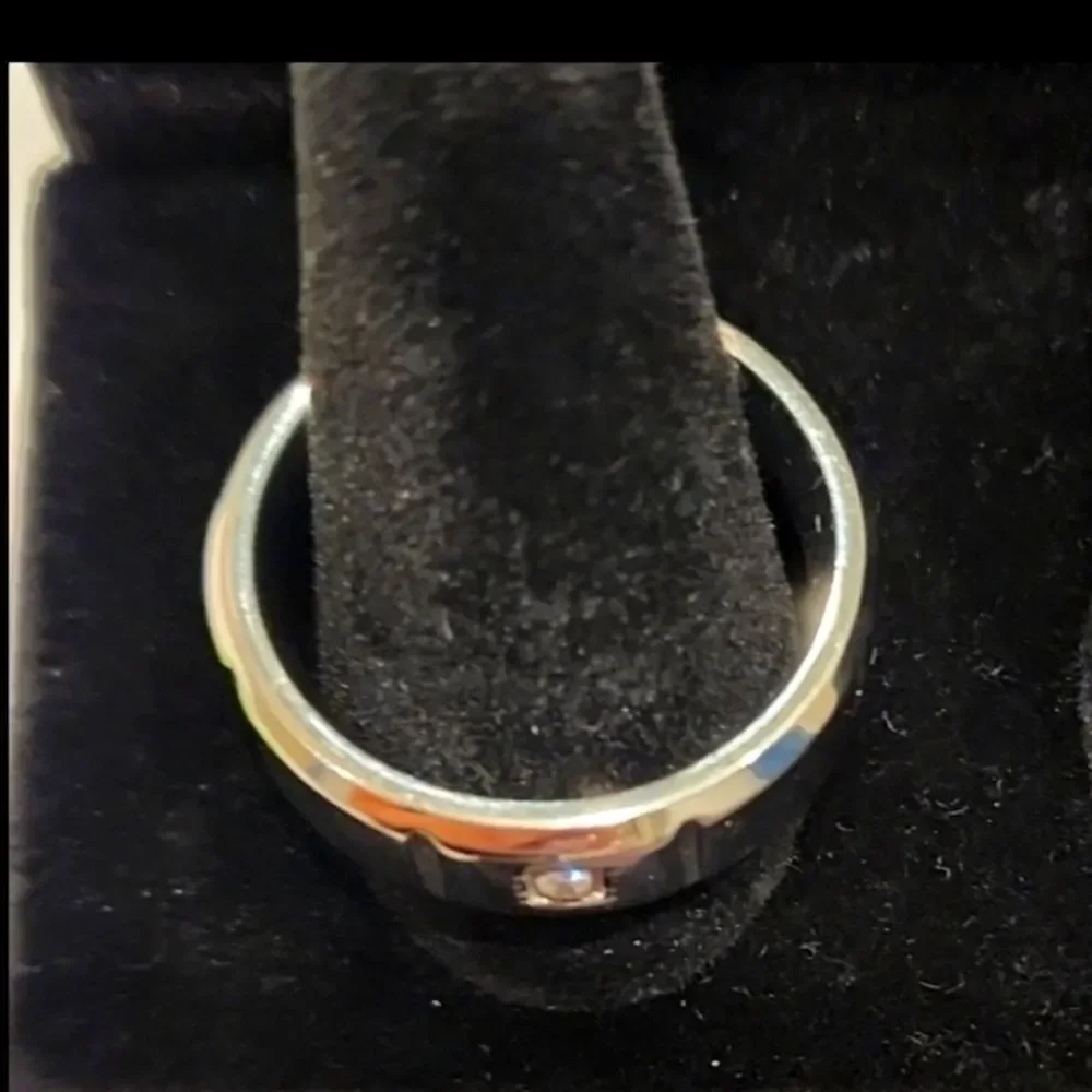 Geoffrey Beene Stainless Steel Beveled Polished Edge CZ Comfort Fit Ring