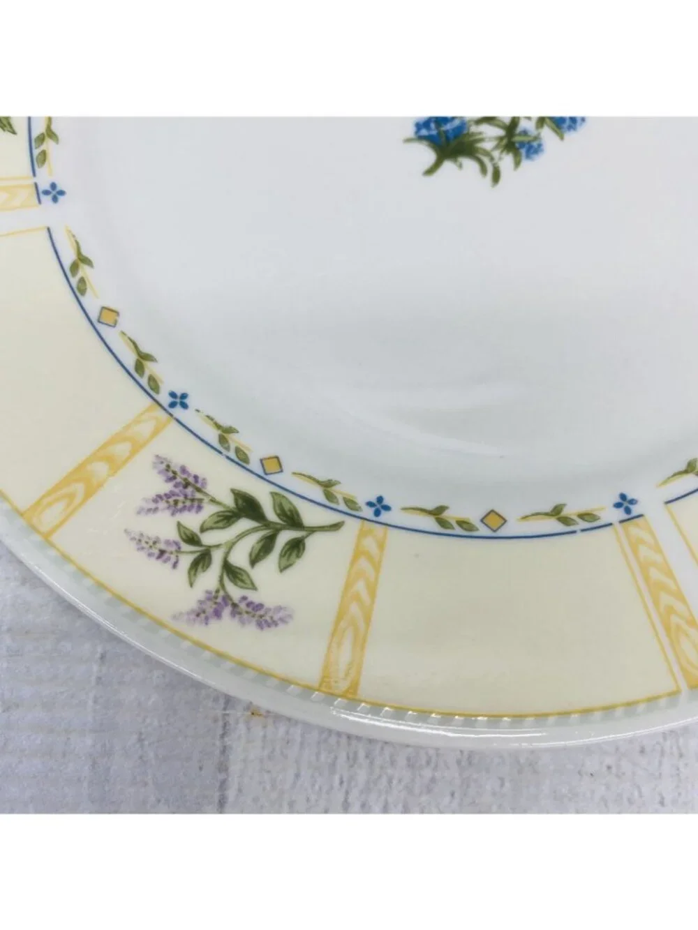 Lynns China lynn brand