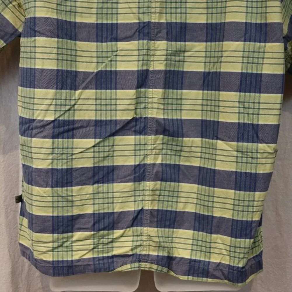 The North Face A5 Series Green Plaid Short-Sleeve Hiking Shirt Medium