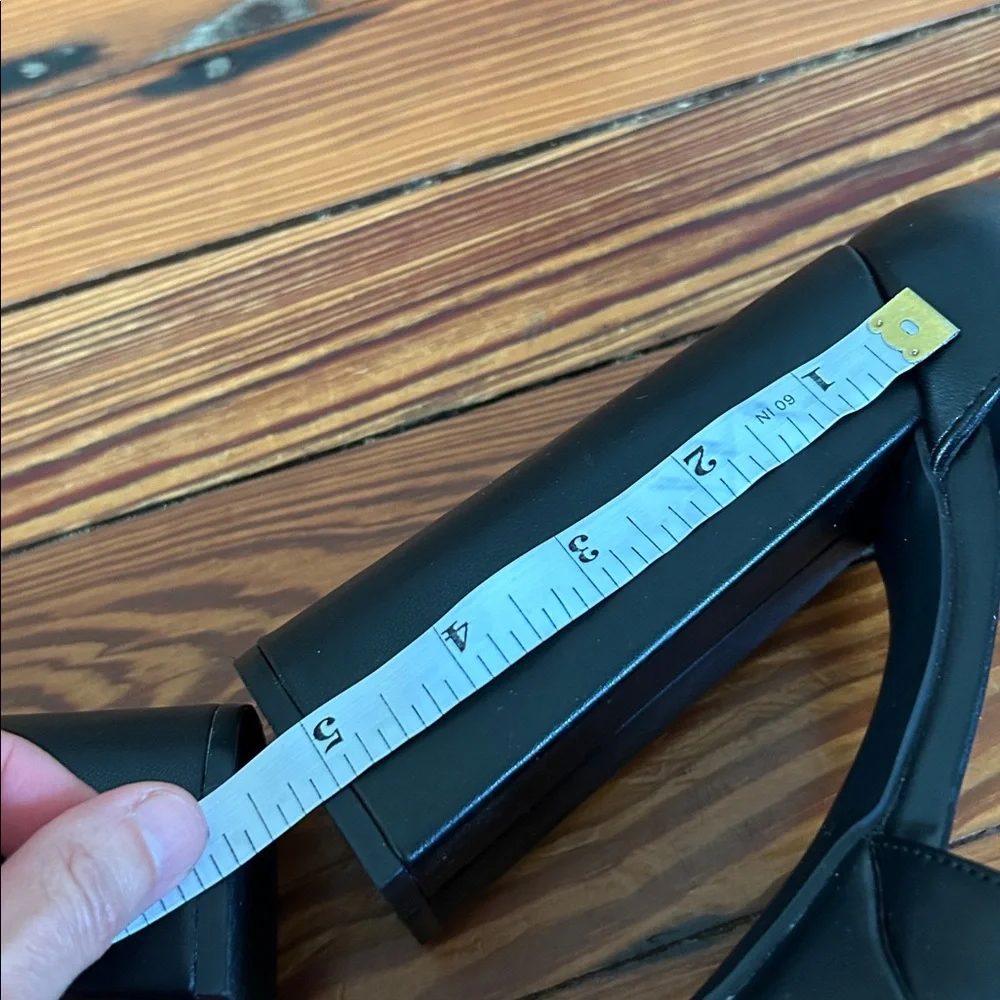 N/A stylish black