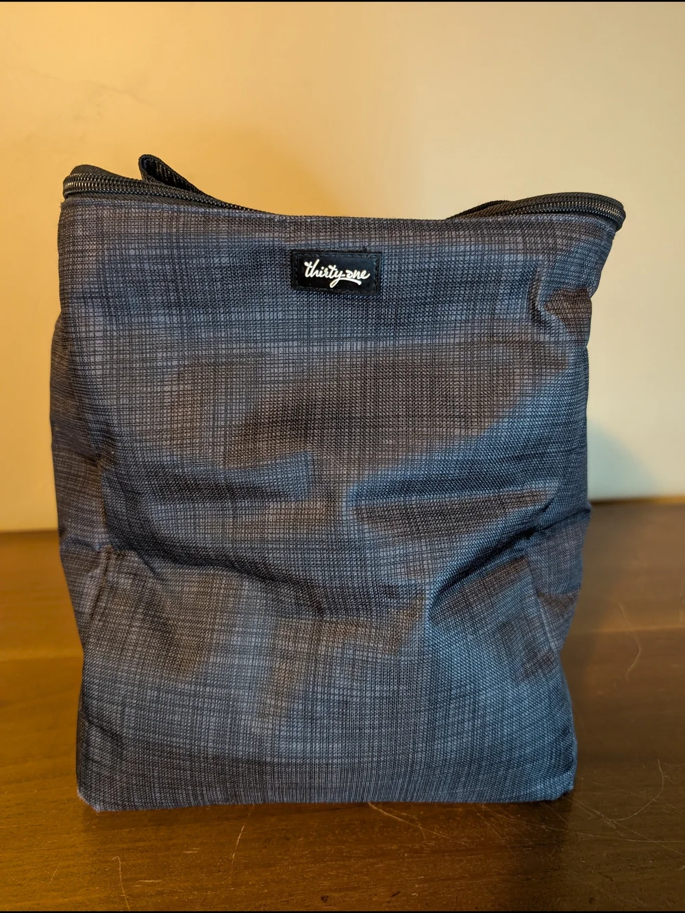 thirty-one durable black