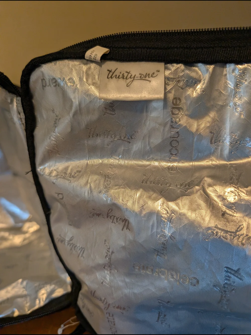 thirty-one durable black