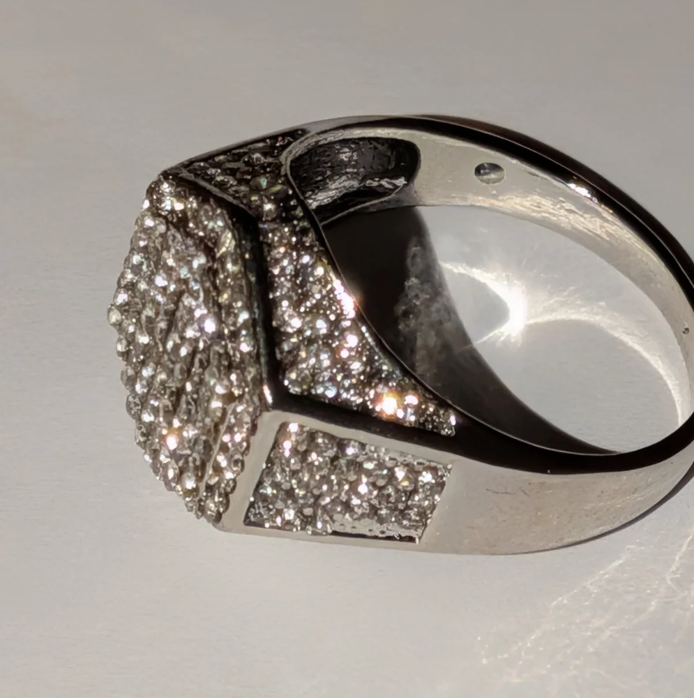 boutique hexagonal pavé geometric