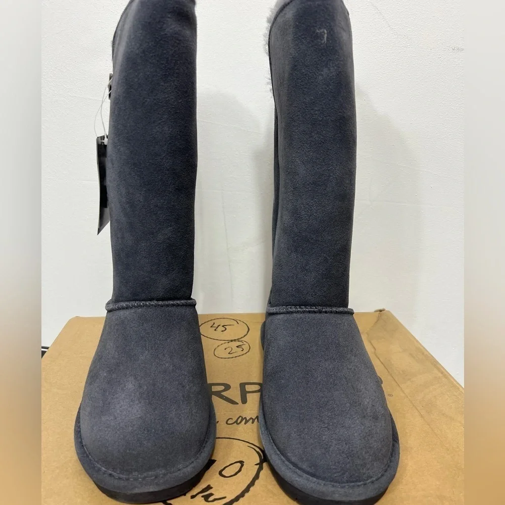 Bearpaw Lori Women’s Winter Boots Grey Suede 6M