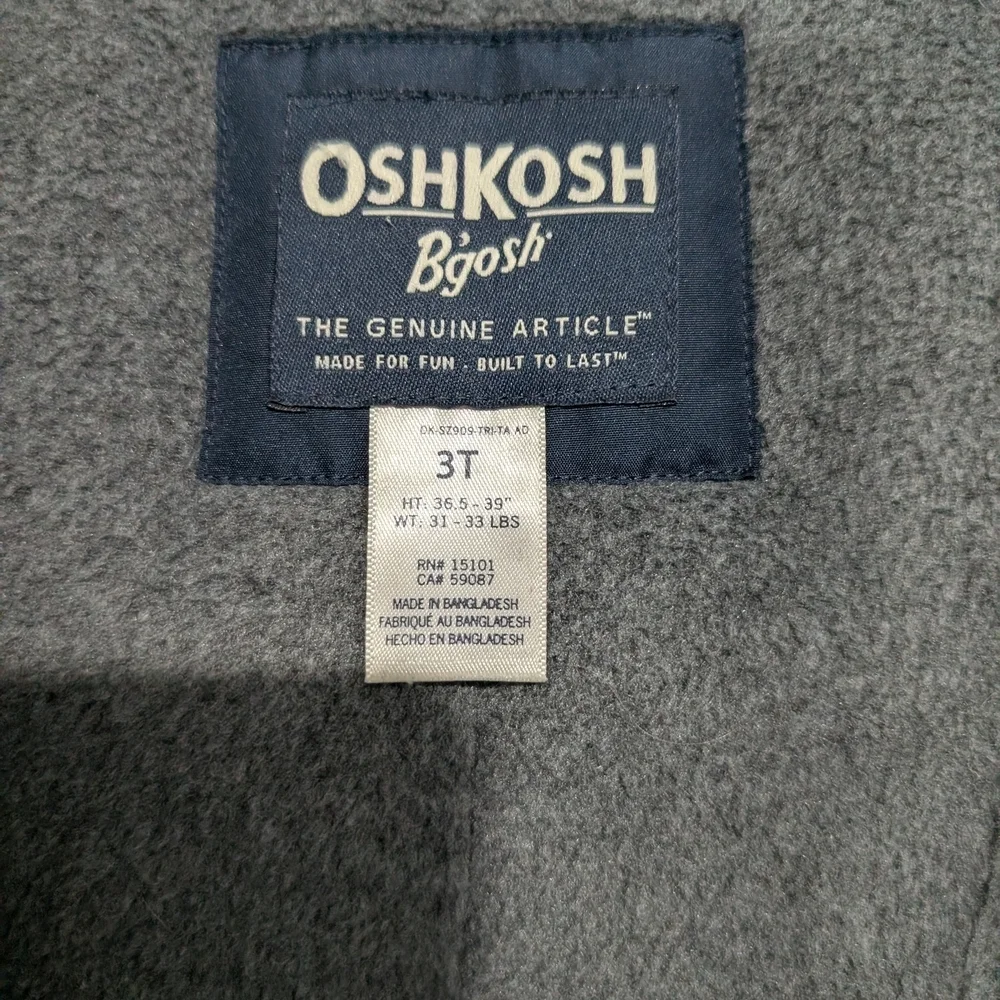 OshKosh B'gosh Toddler Boy Navy & Gray Colorblock Puffer Jacket in Size 3T