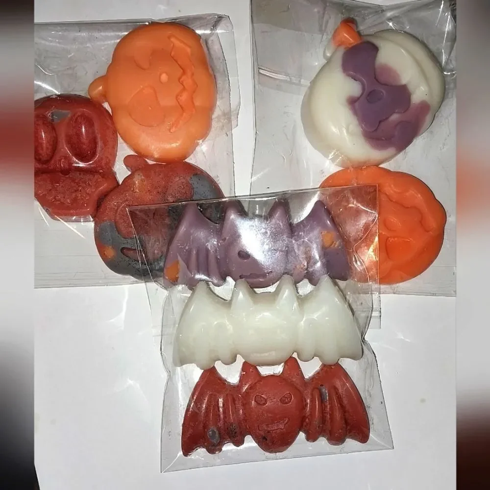 Hand crafted Hunted Candy-Land wax melts