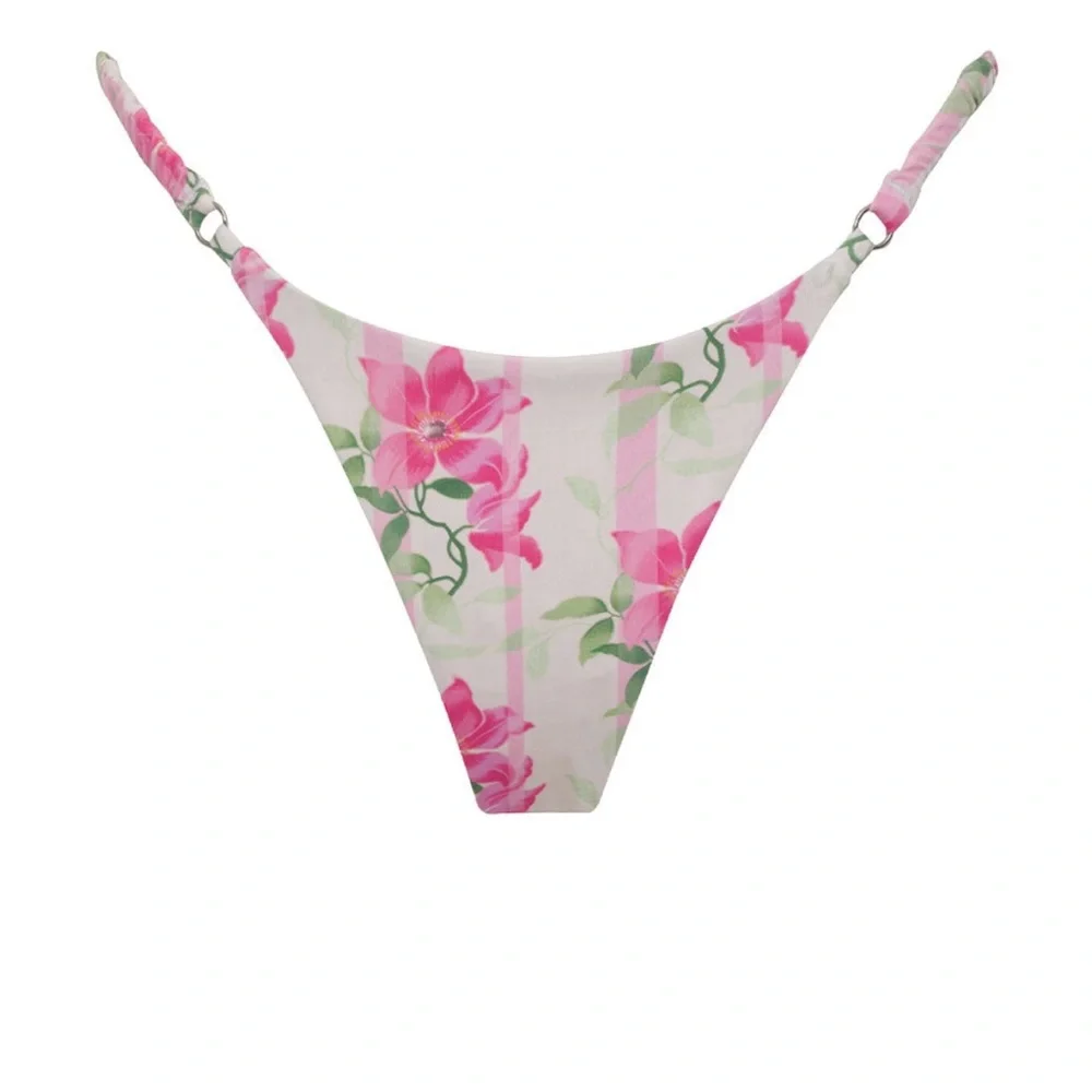 Frankies Bikinis classic triangle
