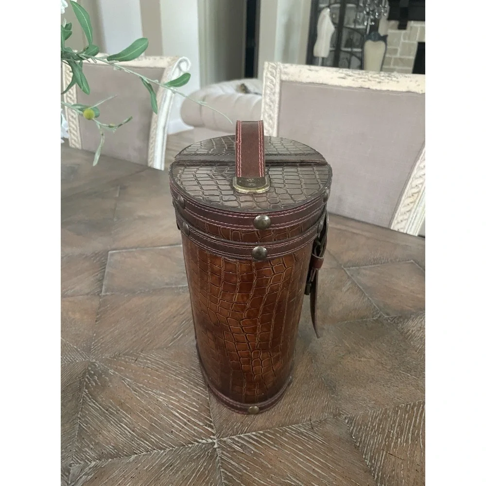 Vtg  Train Case Faux Alligator Croc Leather Wood Oval Shaped  Storage Box Strap