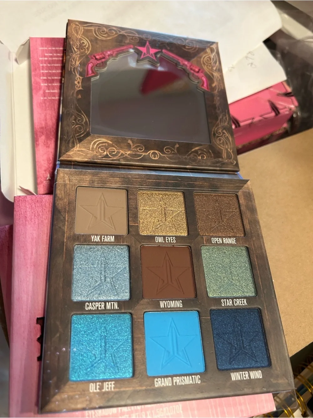 Jeffree Star Star Ranch Pink Eyeshadow Palette - Vibrant Pink Shades
