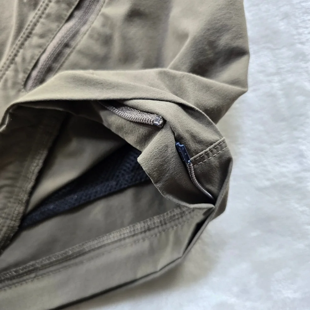 The North Face Hiking Shorts Mens 38 Olive‎ Green Nylon Stretch Convertible T738