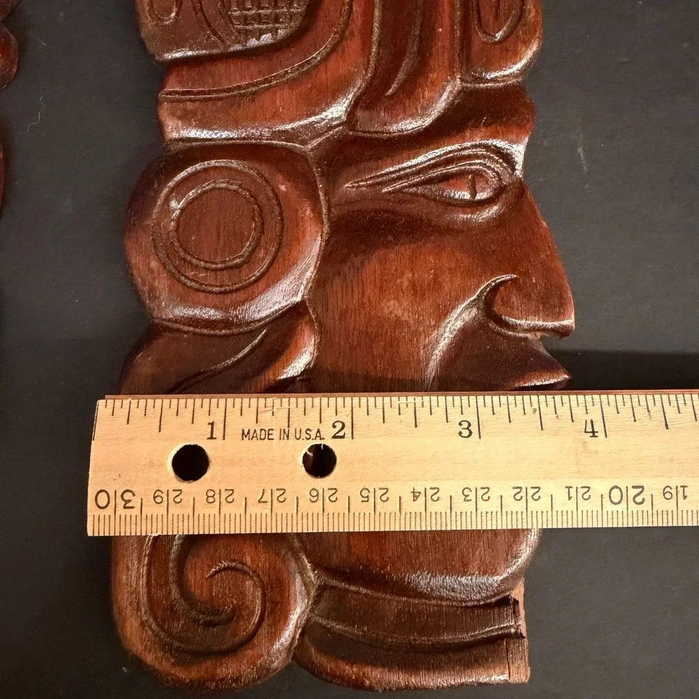 N/A vintage hand