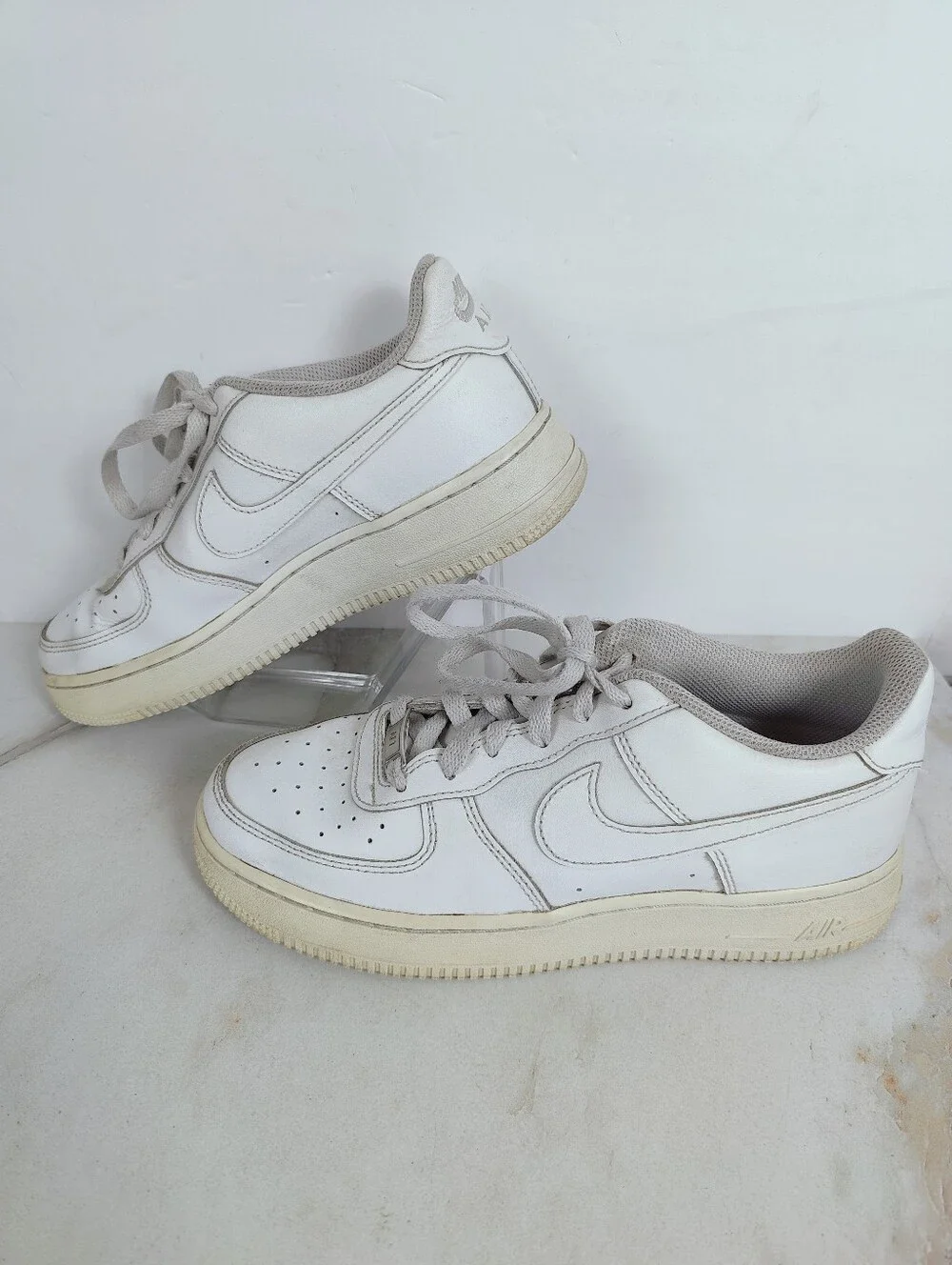 Nike see photos leave