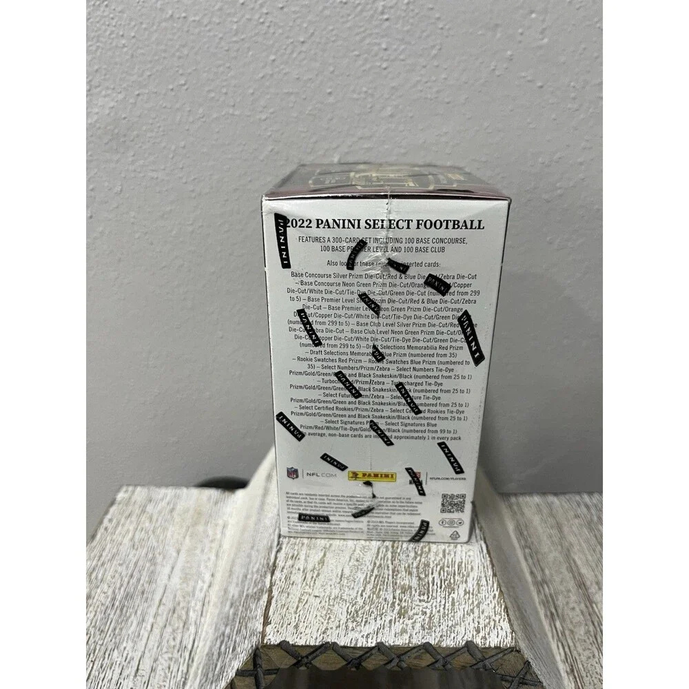 2022 Panini Select Football Blaster Box - New Factory Sealed