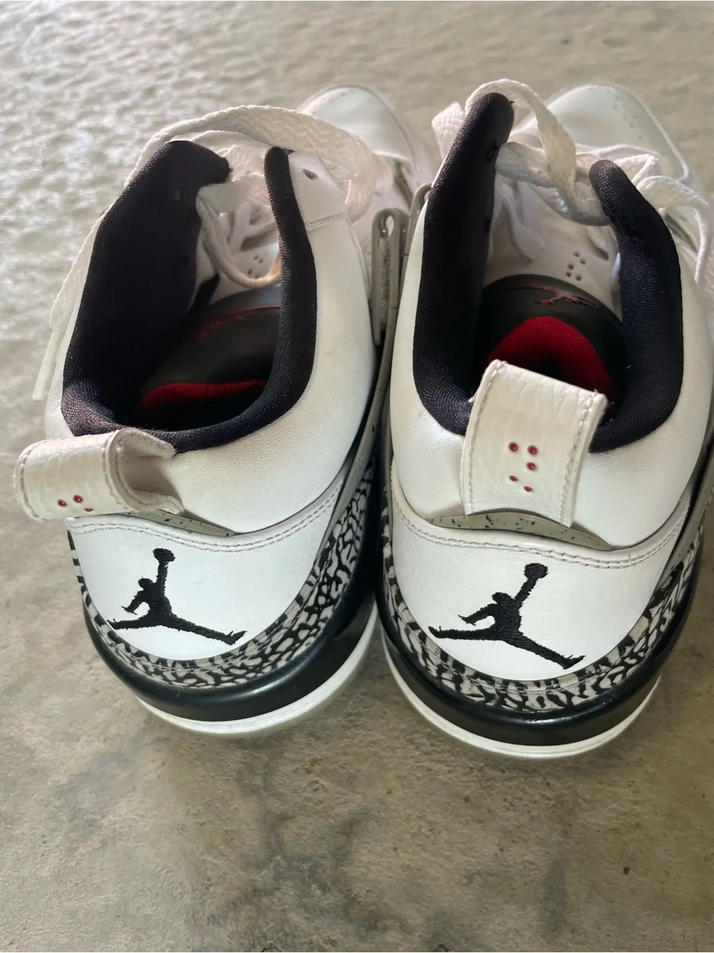Air Jordan Men's White Black Gray Low-Top Sneakers