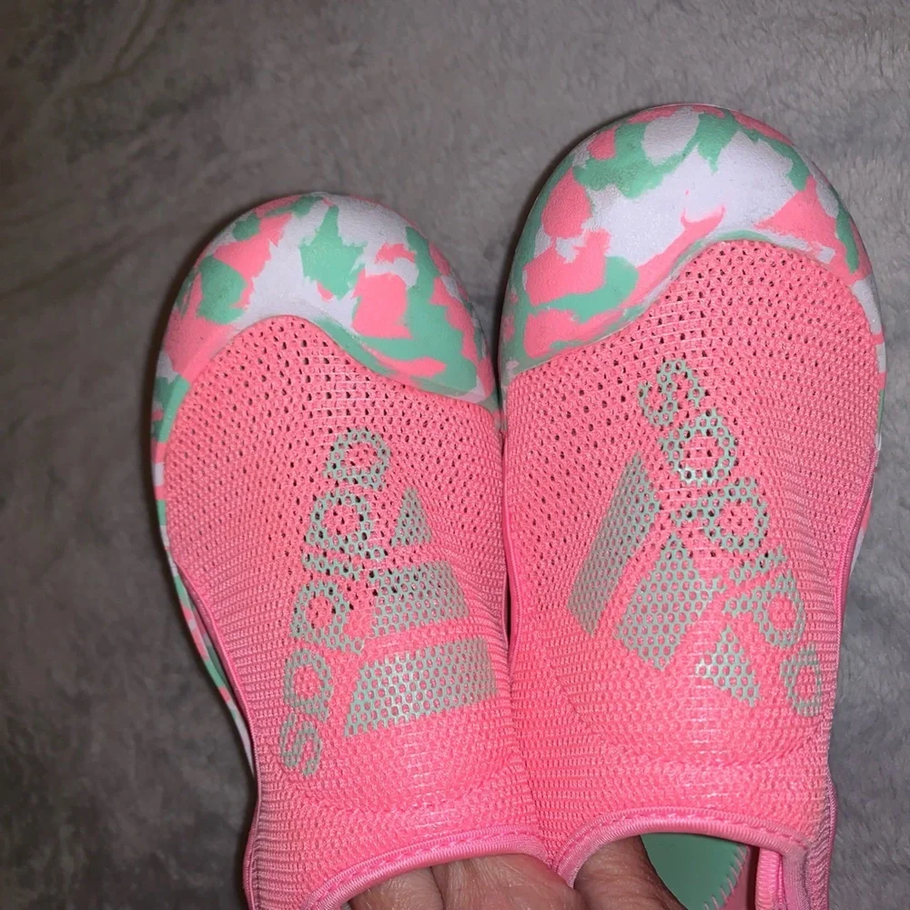 ADIDAS EASY-ON SWIM BEACH SANDALS EVA FOOTBED SIZE 1 STORE DISPLAY MODEL NEW