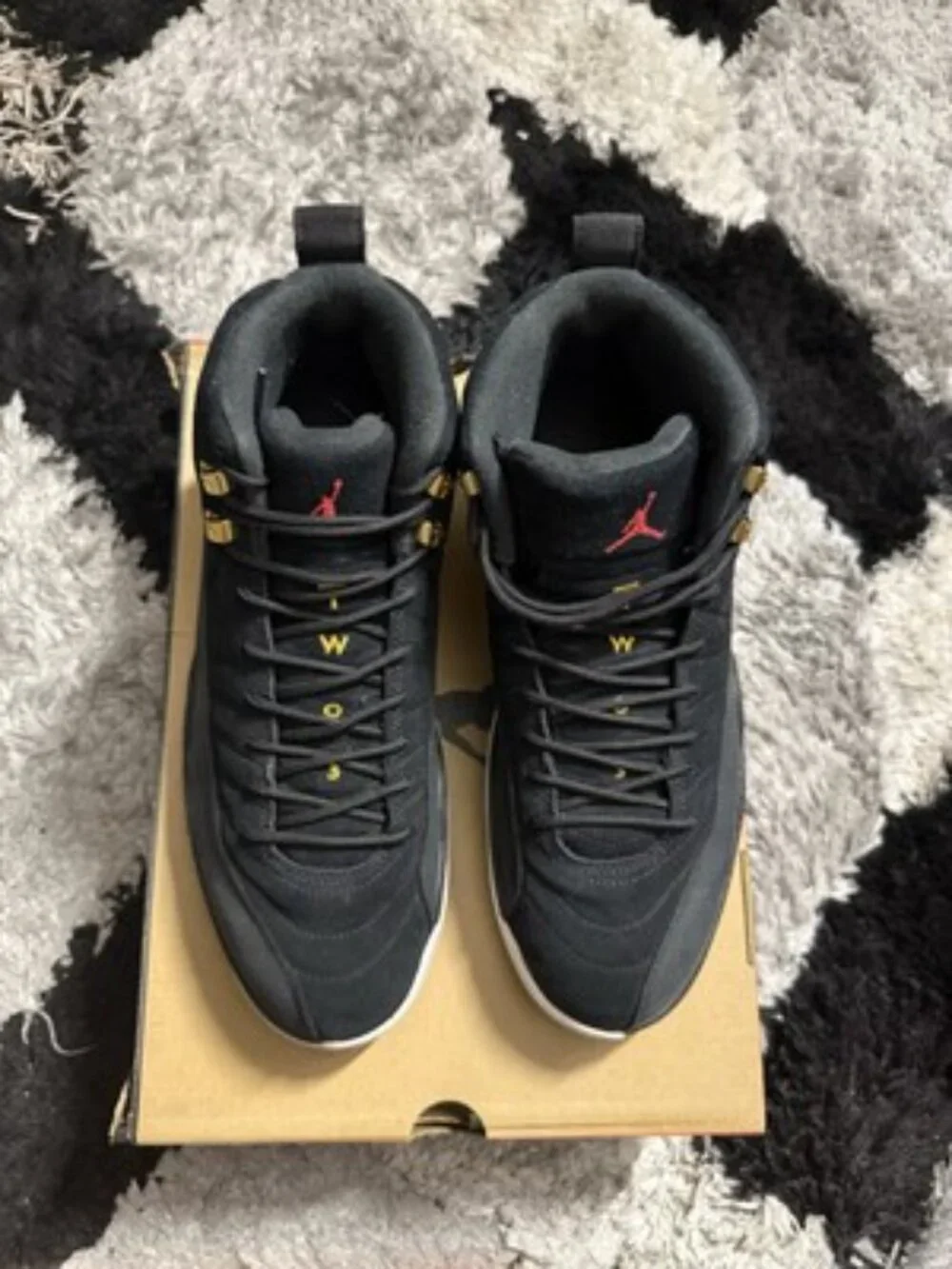 Air Jordan 12 Reverse Taxi 2019 130690-017 Sz 11