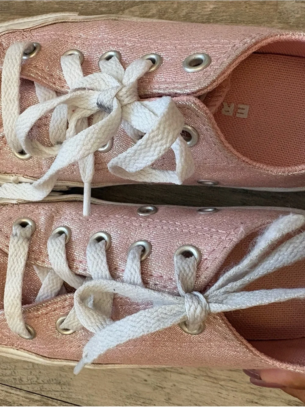 Converse pink up