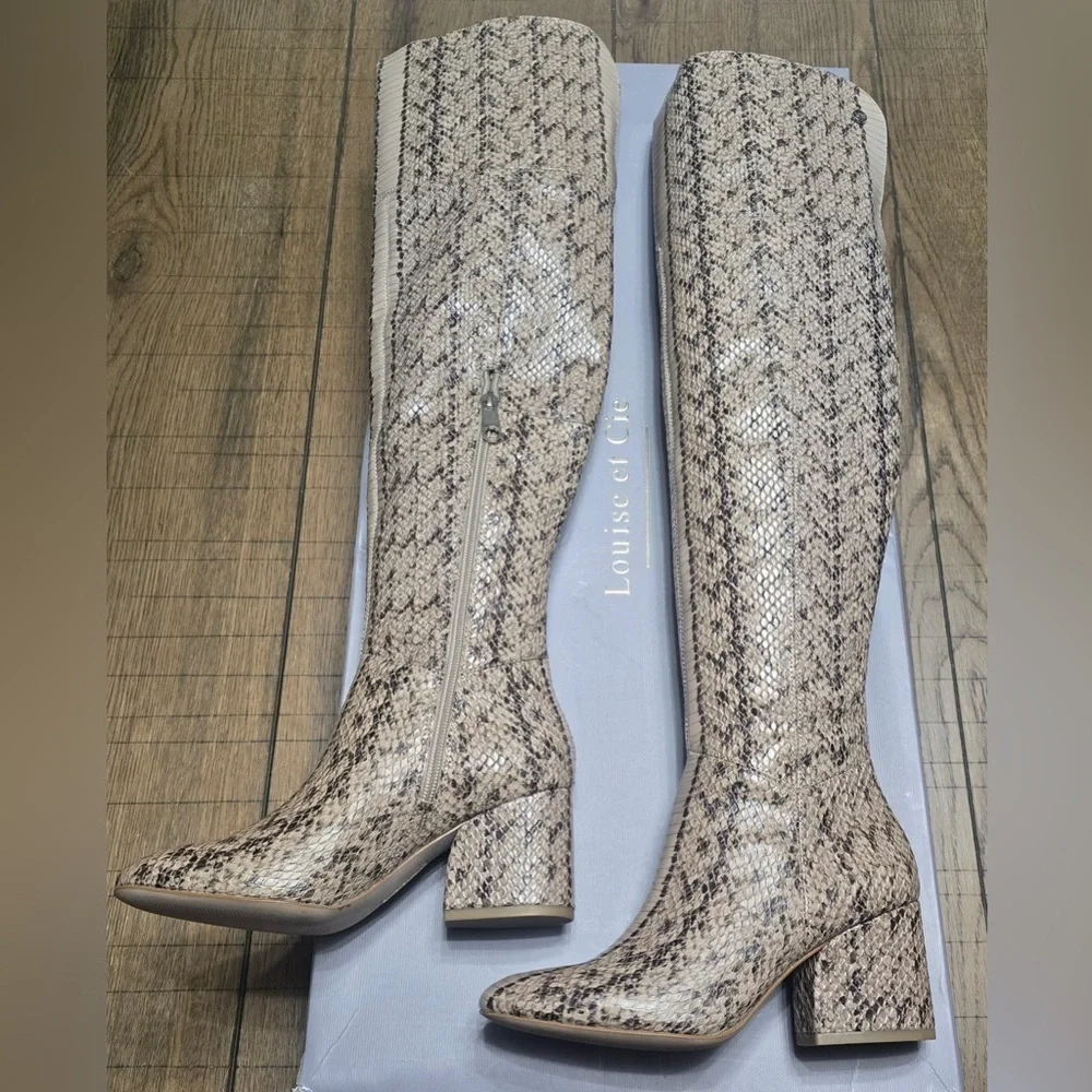 Louise et Cie Snakeskin Pattern Over the Knee Boots Women’s 6 NWT
