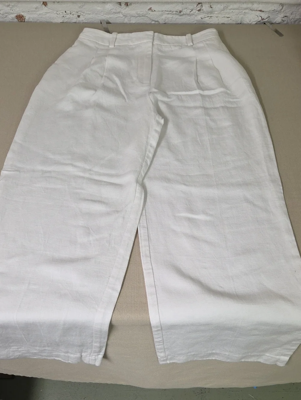 Zara White Textured High-Rise Pants Size MED