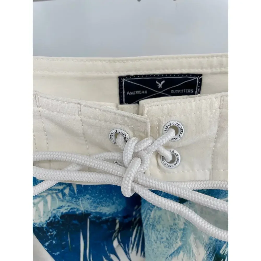 American Eagle Outfitters very good