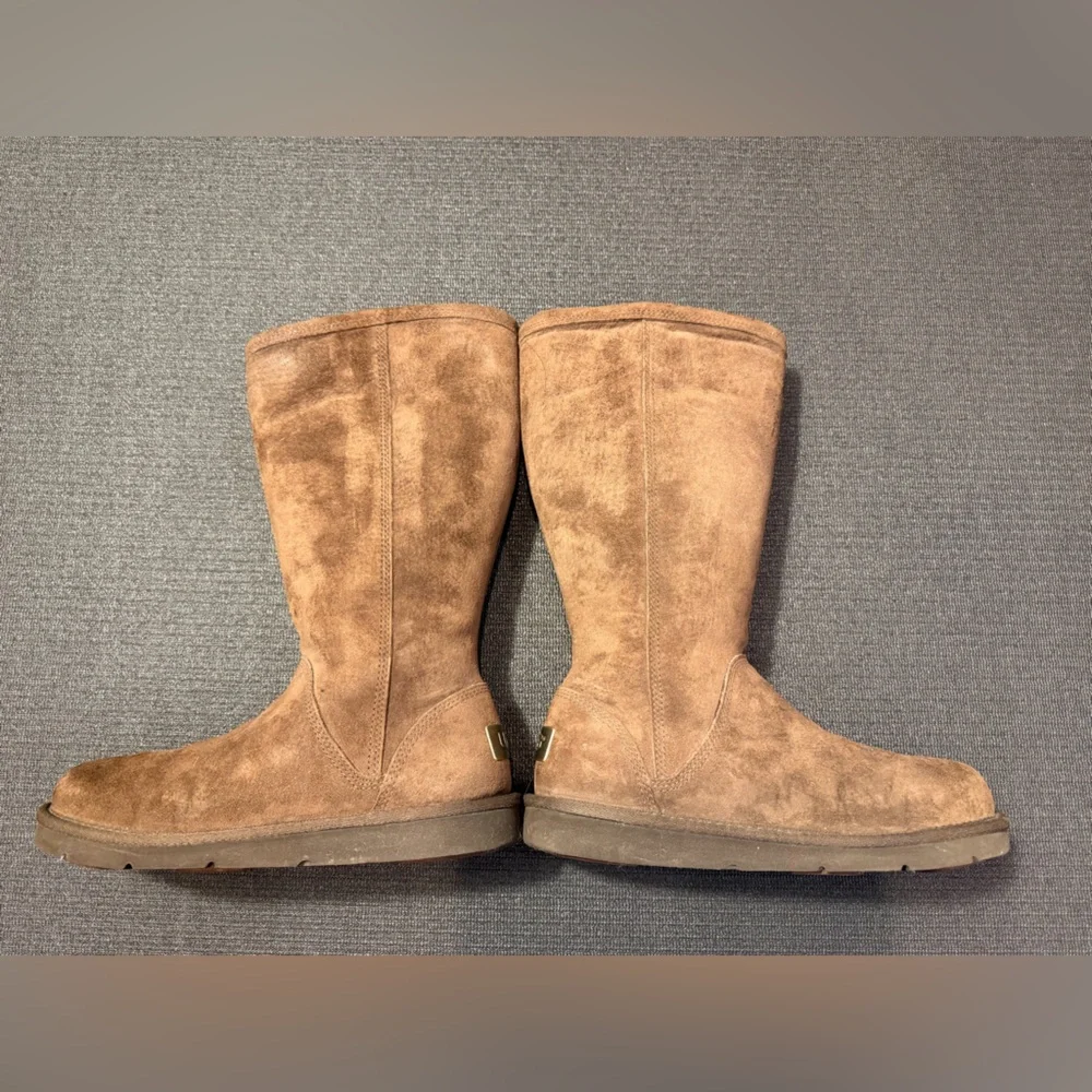 UGG Kenly 1890 Tall Zip Brown Boots‎ Size 7