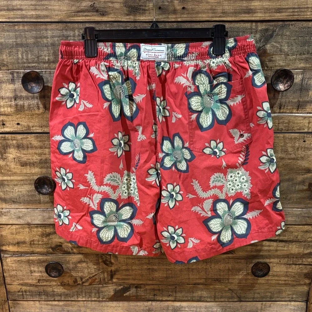 Daniel Cremieux vibrant floral