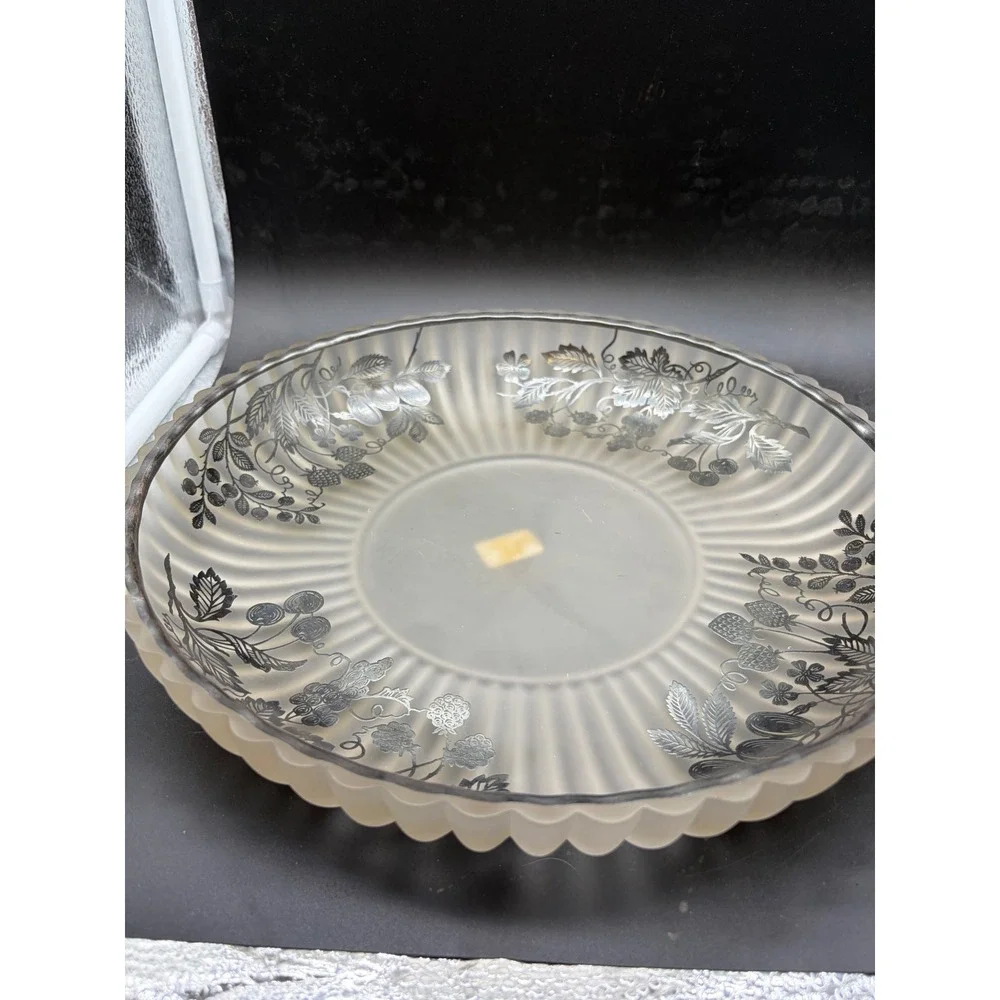 Vintage Frosted Glass‎ Bowl Silver Overlay Berry Vine Scalloped Ribbed Serving