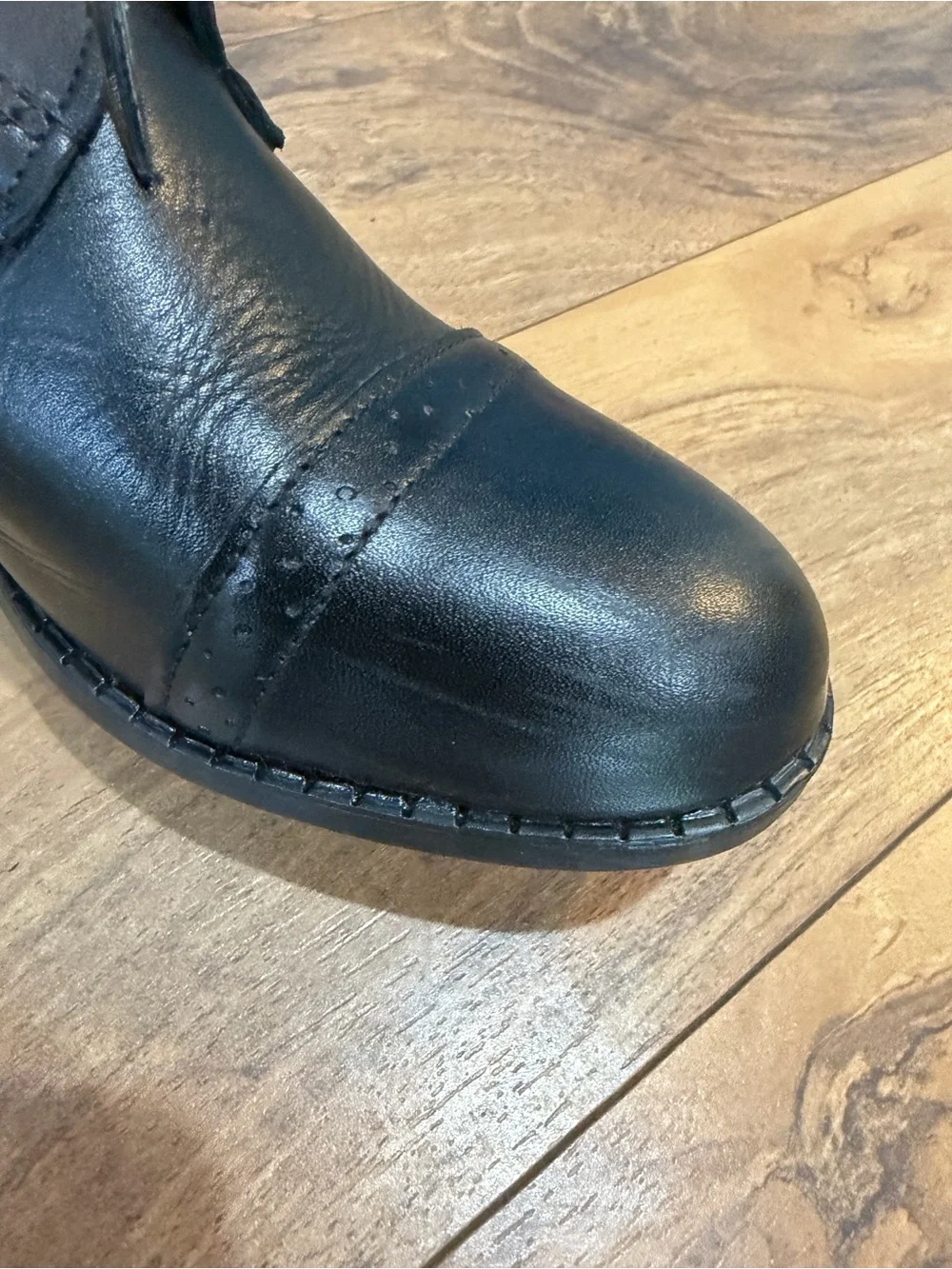 Devon Aire Leather 17” Tall Black Equestrian Laced Riding Boots Women’s Size 7.5