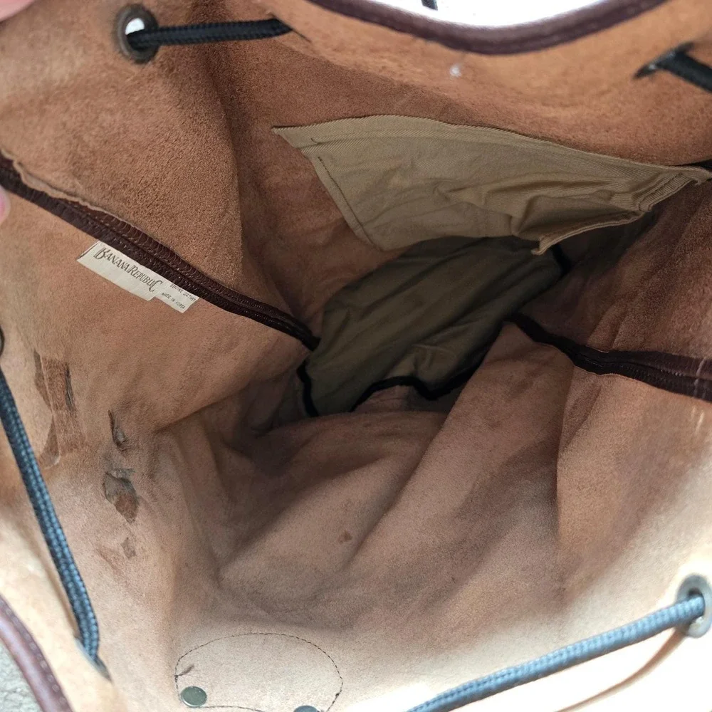 Banana Republic 90s Vintage Brown Pebbled Leather Drawstring‎ Backpack Bag