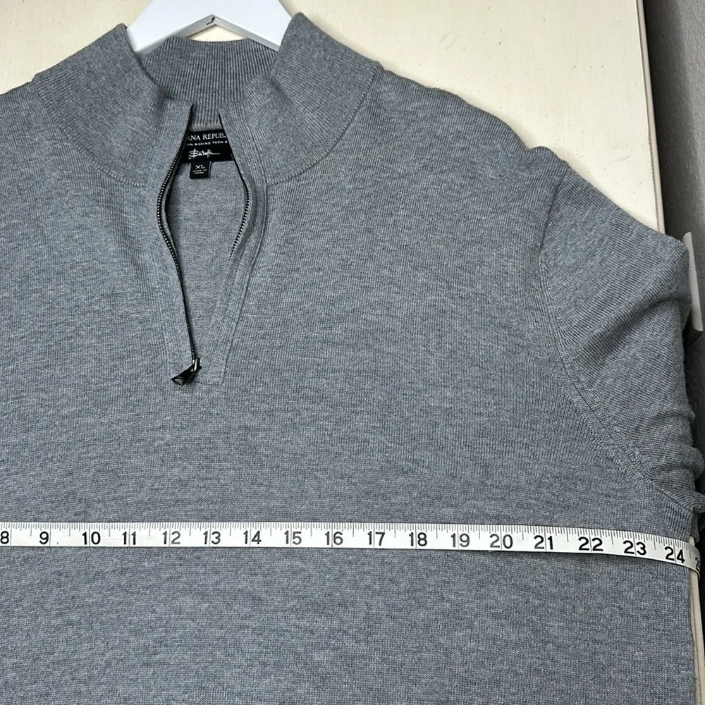 Banana Republic extra shoulder