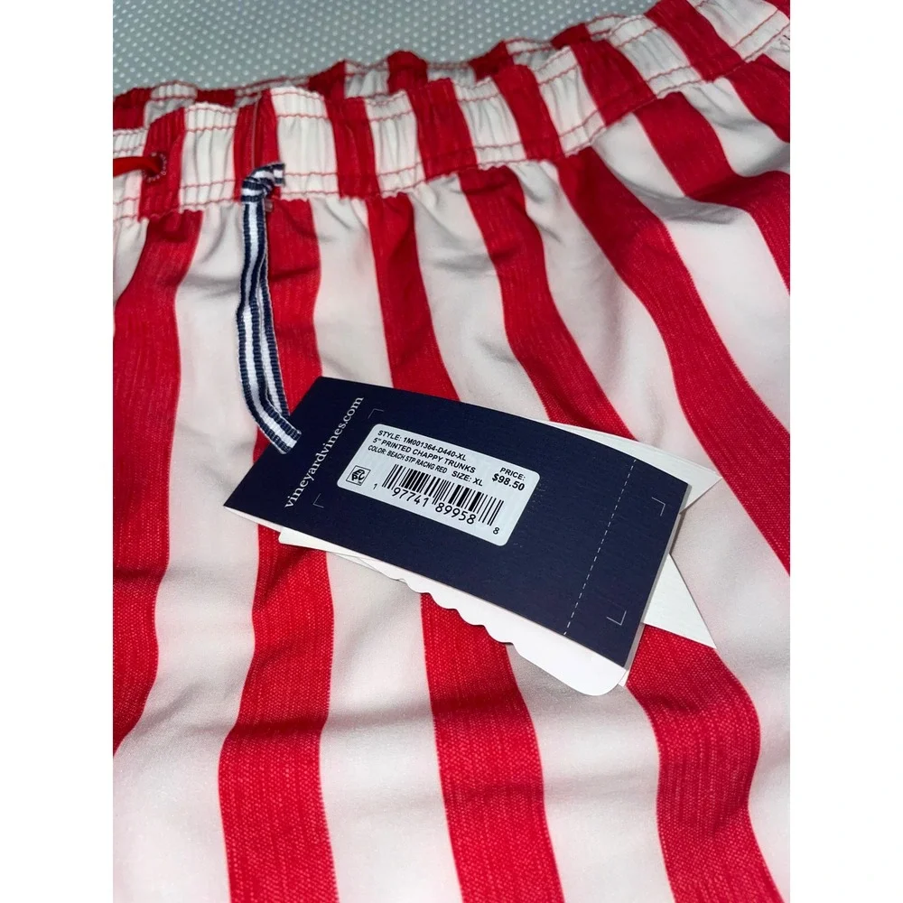 Vineyard Vines pair stylish