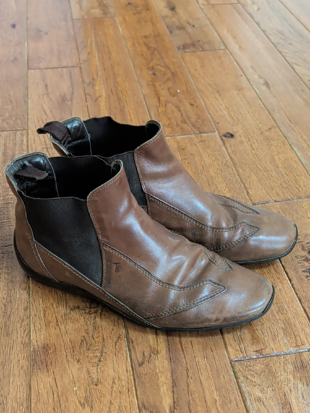 Tods Brogue Men's Brown Leather Chelsea Boots