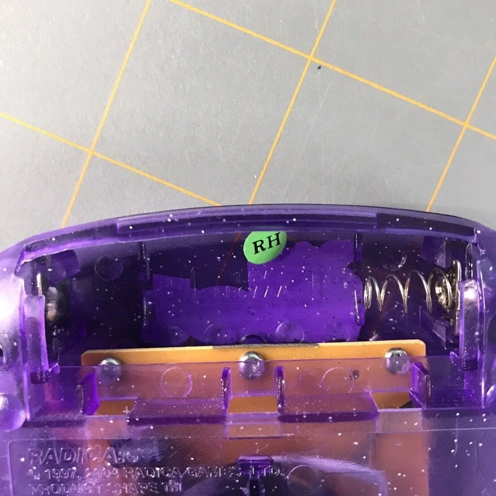 Radica 2004 Purple Pocket Electronic Handheld Game‎ Machine Game