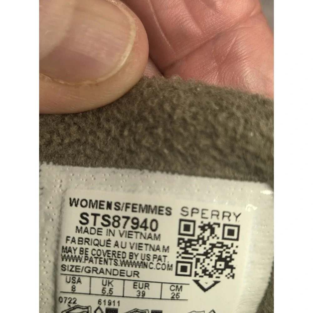 Sperry womens size