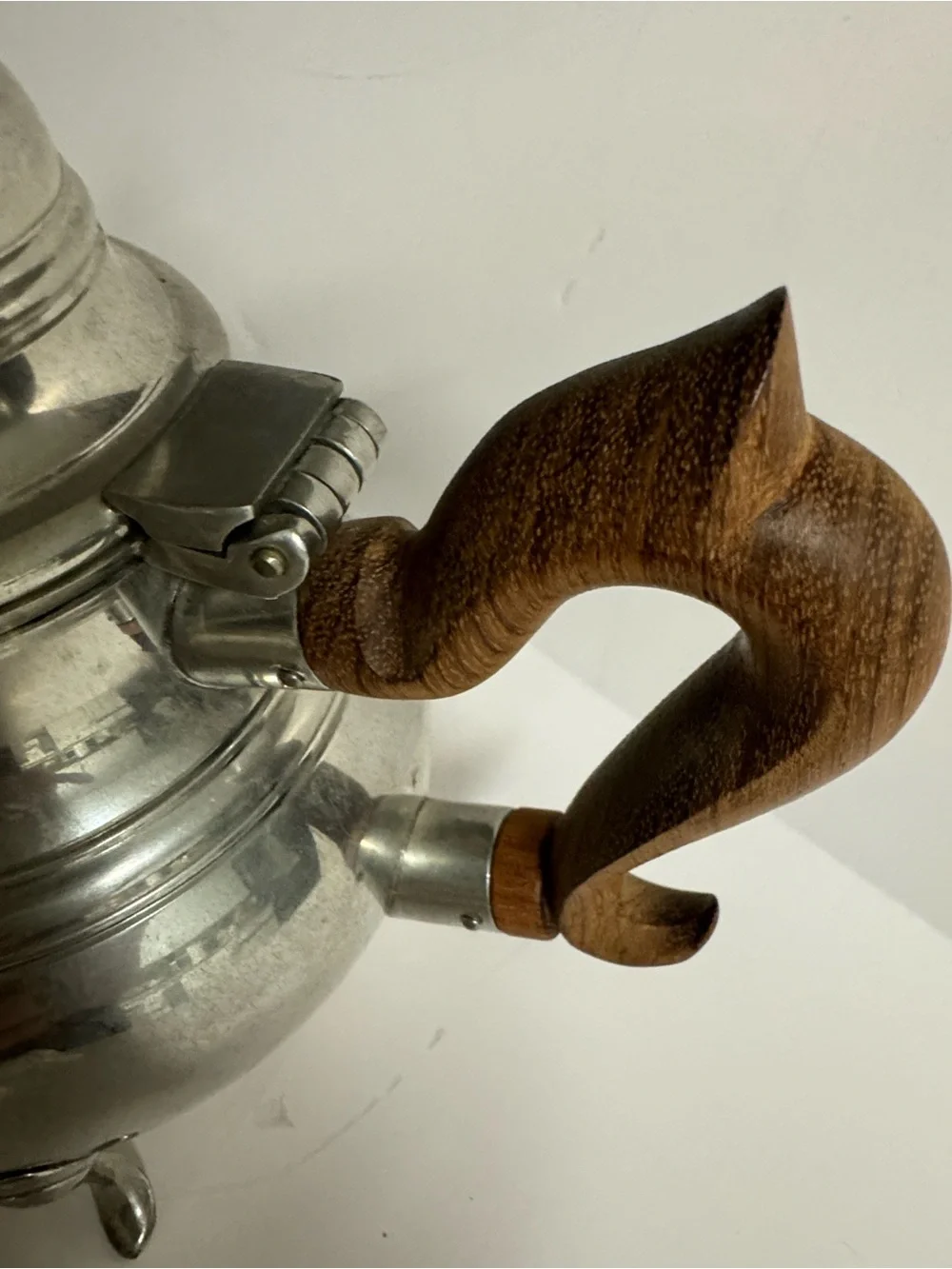 1960s Williamsburg Restoration Pewter Teapot by Kirk Stieff with Wood Handle