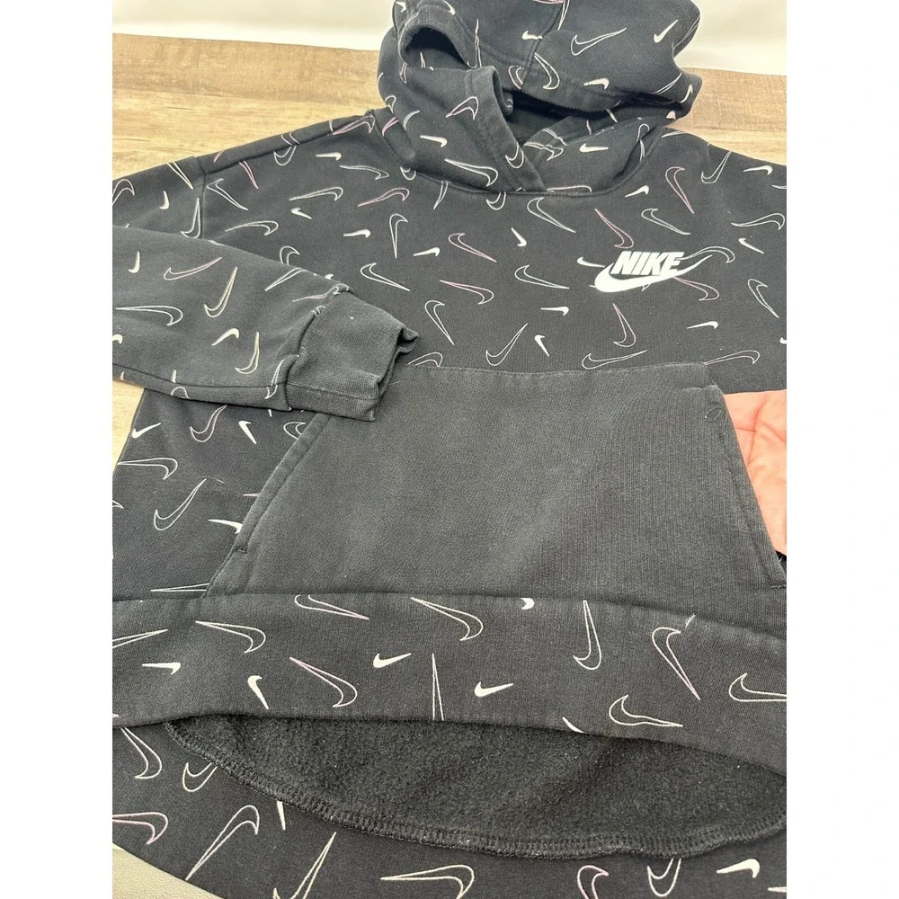 Nike Girl's Pullover Hoodie All Over Print Logo Swoosh‎ Black & White Medium