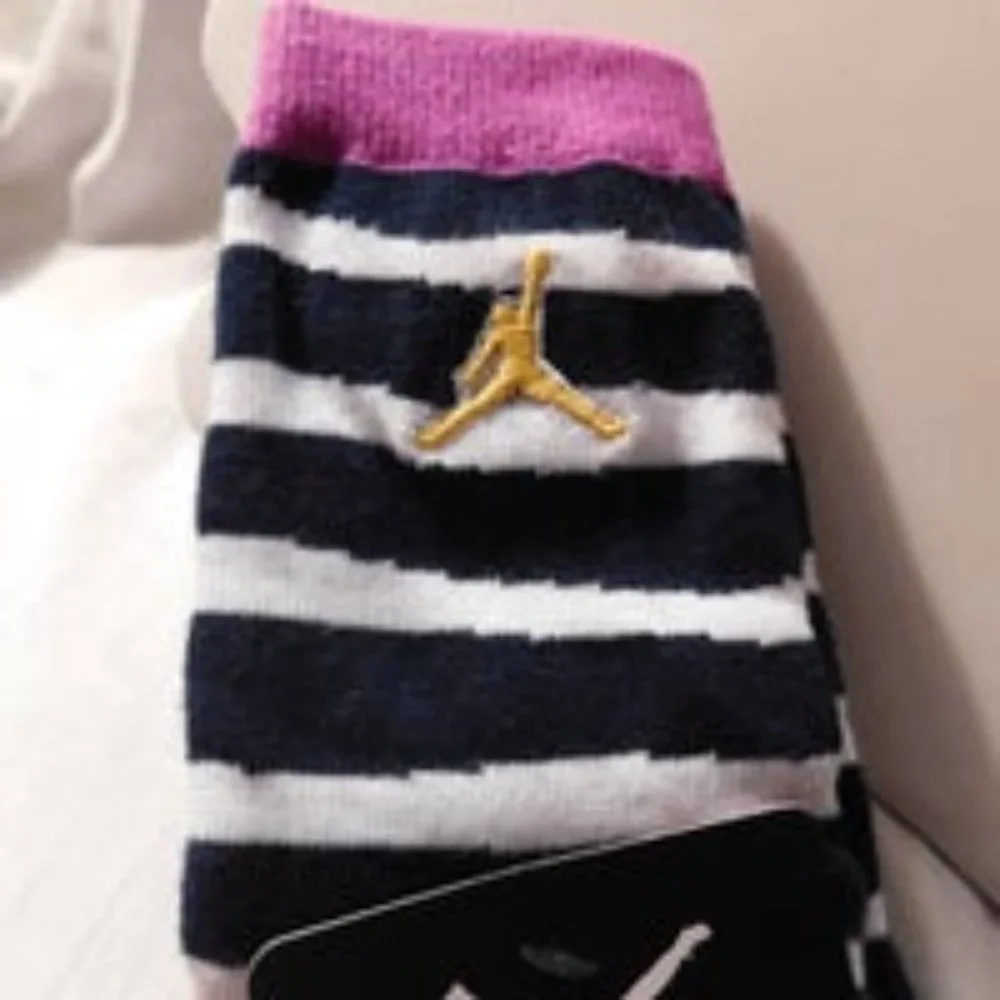 Nike Air Jordan Girl's Socks 2 Pairs Size 3Y-5Y NEW