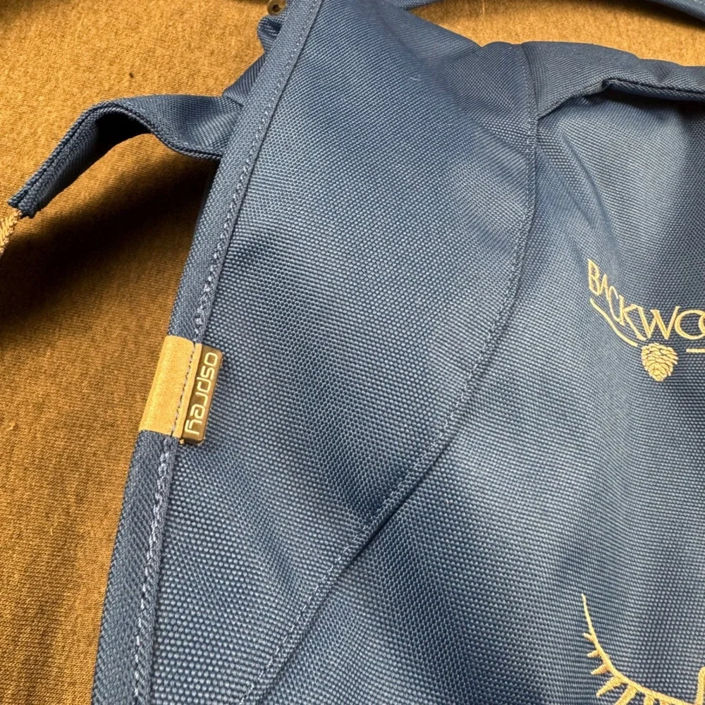 OSPREY messenger bag