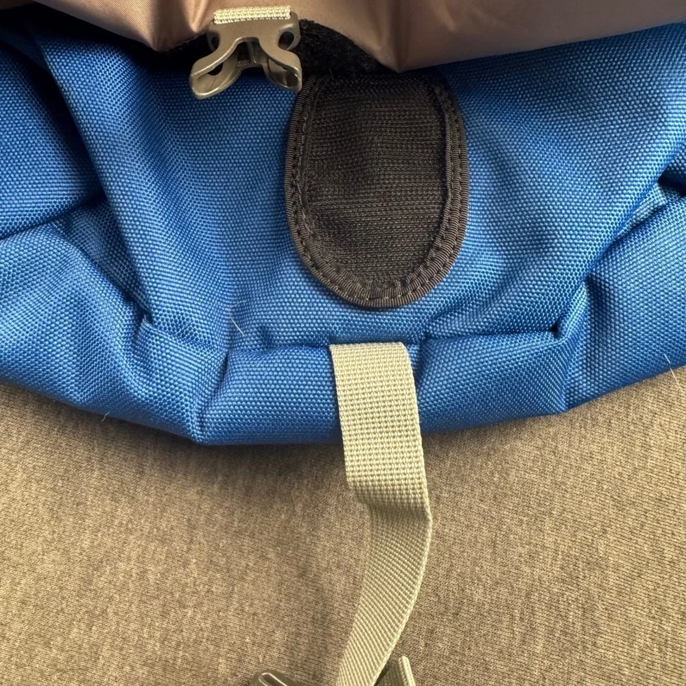 OSPREY messenger bag