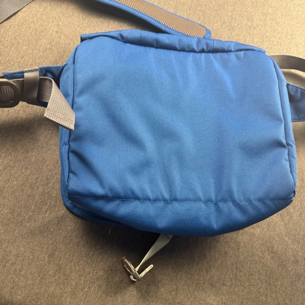OSPREY messenger bag