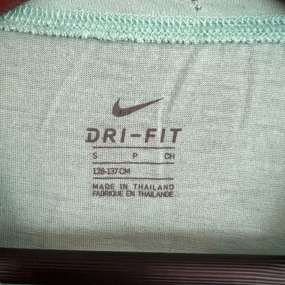 Nike light weight